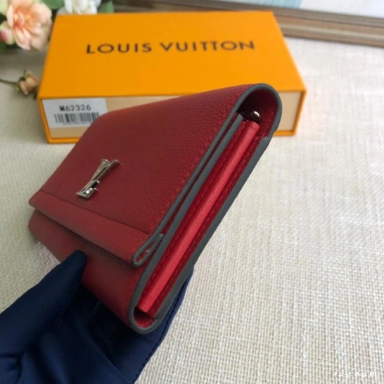 First bag ru VUITTON LOCKME LOUIS WALLET 0823